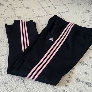 Adidas training pants size M